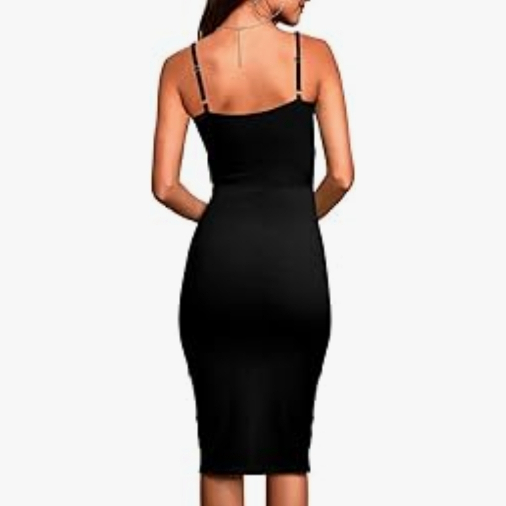 Black Bodycon Midi Dress with Cutout and Slit​​ - Picture 5 of 13